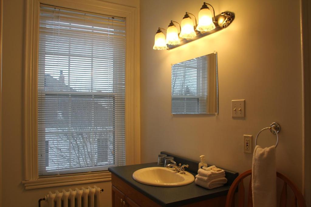 Dolan'S Inn & Suites Pictou Buitenkant foto